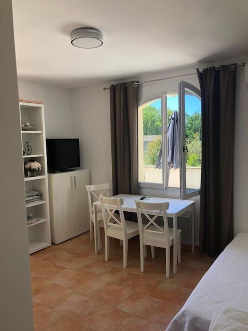 Appartement Dans Bastide A Saint Remy De Provence מראה חיצוני תמונה